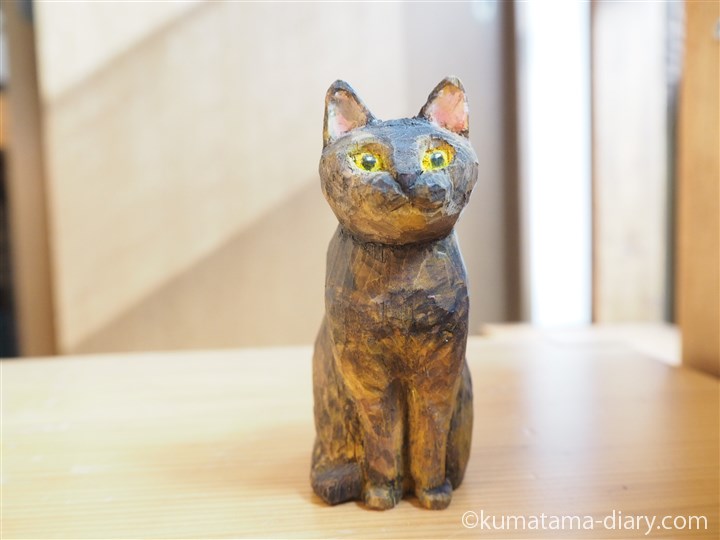 木彫りサビ猫