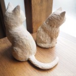 彫刻教室で作っている木彫り猫にしっぽが付きました