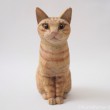 茶トラ猫木彫り猫