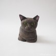 香箱座り黒猫木彫り猫