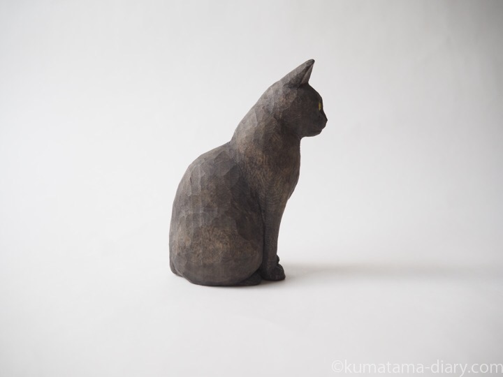黒猫さん木彫り猫右