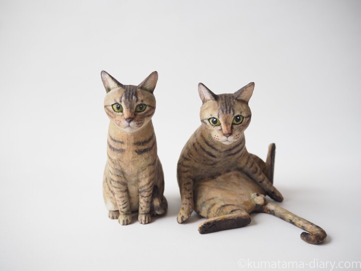 キジトラ猫さん木彫り猫2体
