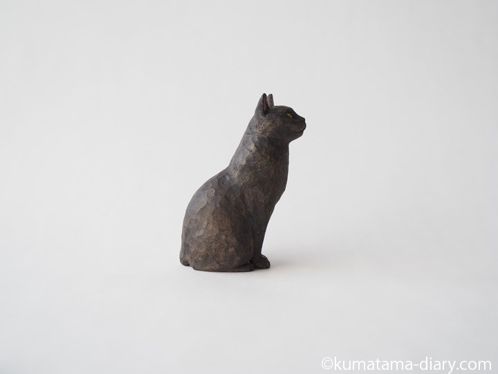 黒猫さん木彫り猫
