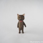 くまがモデルの黒猫を木彫りで作りました