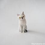 白黒猫さんを木彫りで作りました