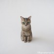 宿木カフェ木彫り猫