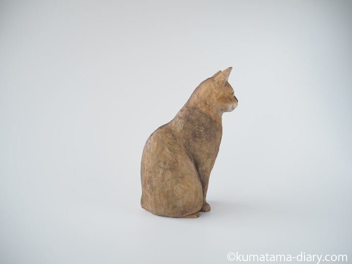 アビシニアン木彫り猫右