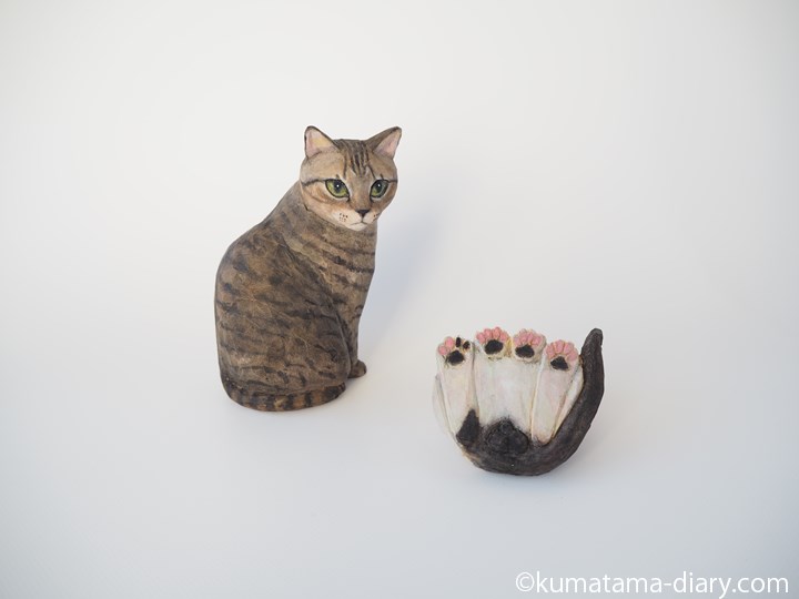 キジトラ猫さん木彫り猫とマグネット