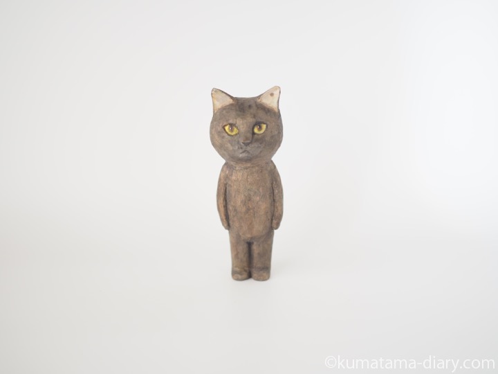 黒猫ふみお木彫り猫