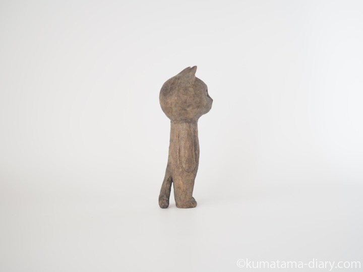 黒猫ふみお木彫り猫右