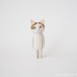 三毛猫さん木彫り猫