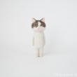 白黒猫さん木彫り猫