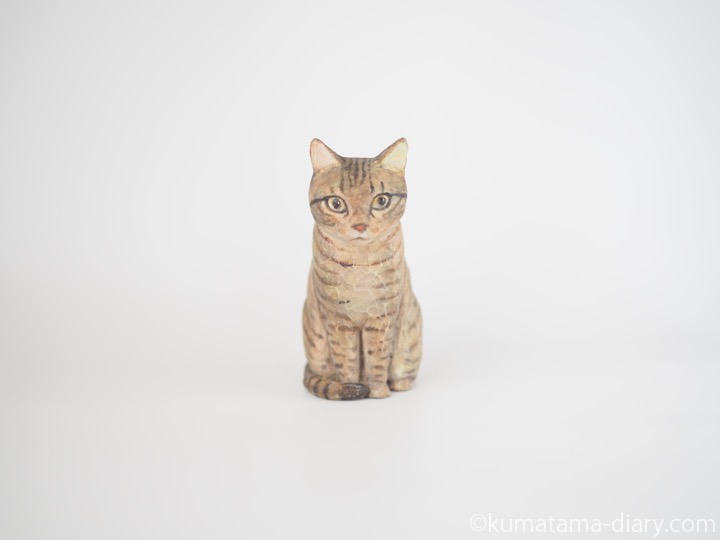 キジトラ猫さん木彫り猫