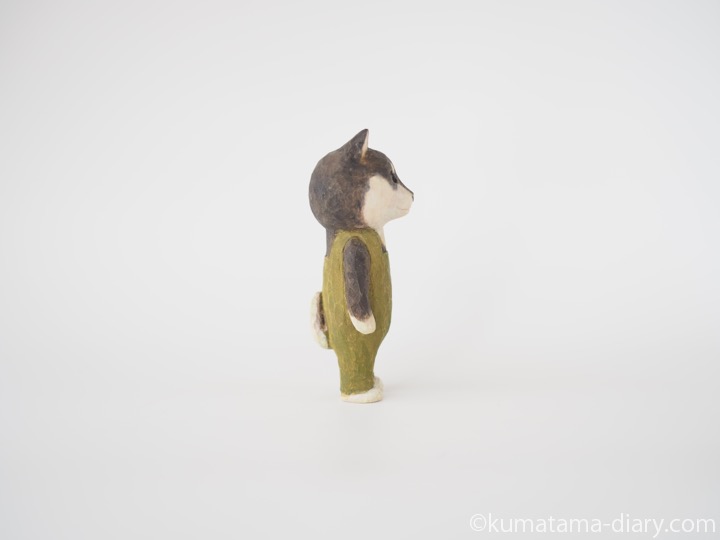 黒柴犬さん木彫り右
