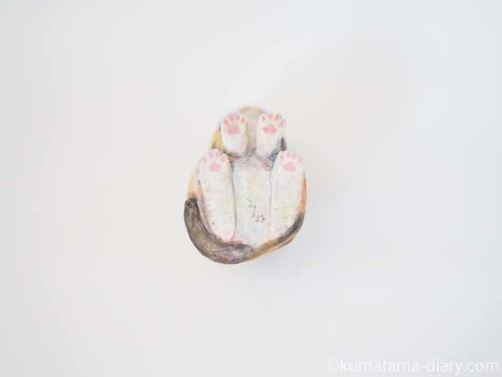 三毛猫さん木彫り猫