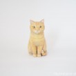 茶トラ猫さん木彫り猫