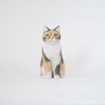 三毛猫さんを木彫りで作りました