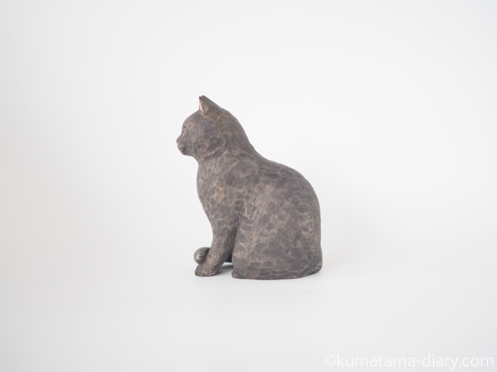 黒猫さん木彫り猫
