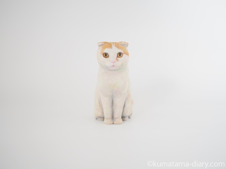 スコティッシュさん木彫り猫