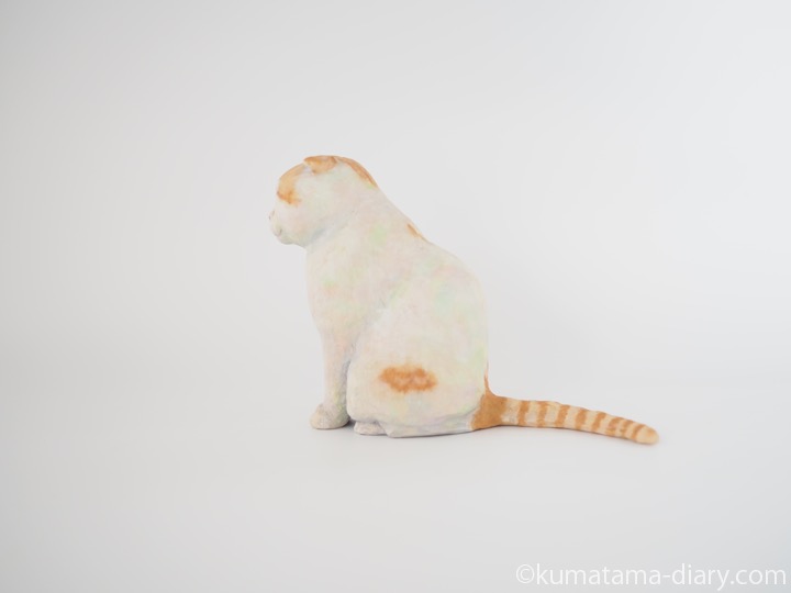 スコティッシュさん木彫り猫