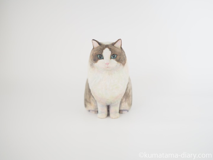 ラグドールさん木彫り猫