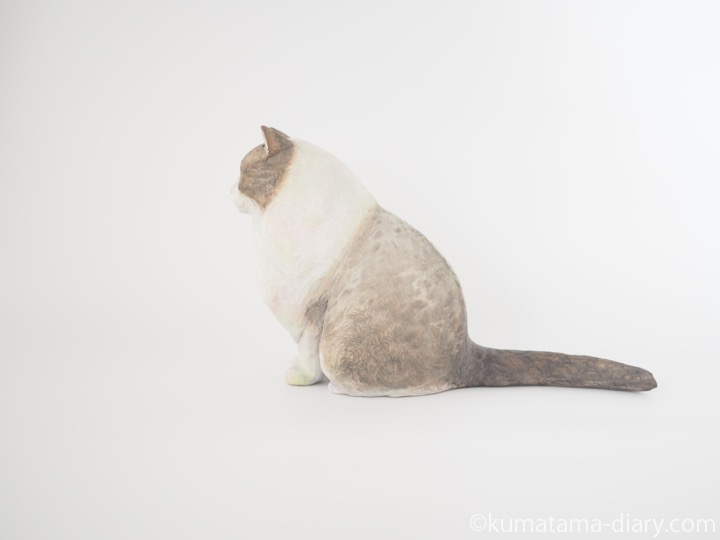 ラグドールさん木彫り猫