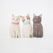 三毛猫さんと白猫さんと黒猫さん木彫り猫