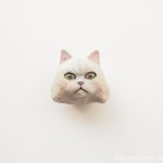 猫さんの毛玉ケースを木彫りで作りました